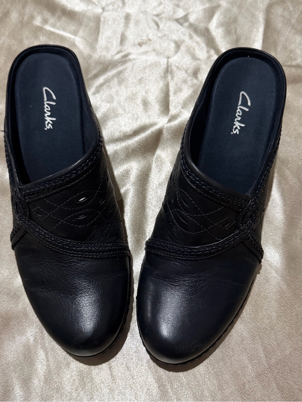 Clarks Chiffon Lily Blue Leather Mules  Size 8.5